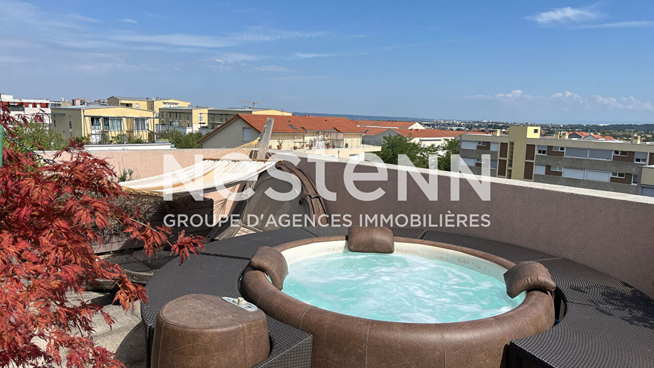 appartement 6 pièces 134 m2 à vendre à Bron (69500)