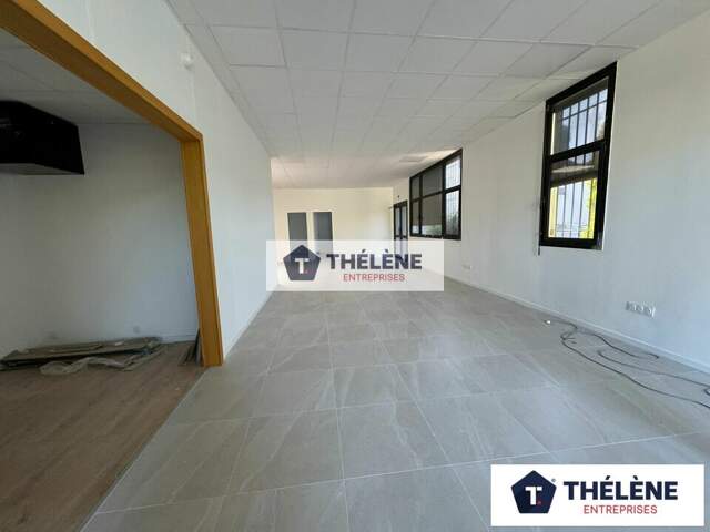 BUREAUX à LOUER — photo du bien