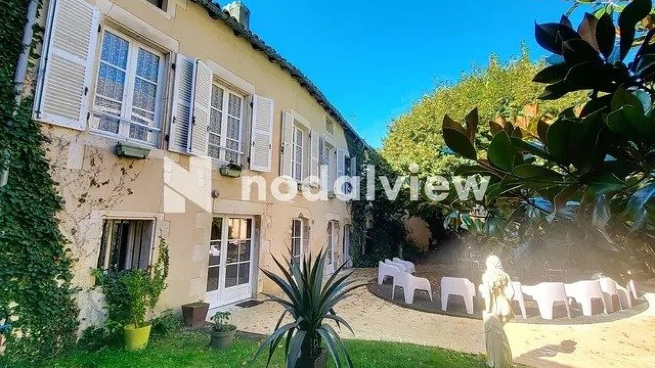 maison 9 pièces 485 m2 à vendre à Chauvigny (86300)