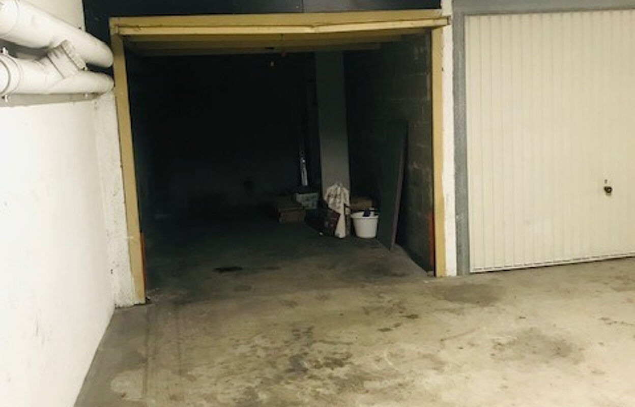 garage  pièces 11 m2 à vendre à Nice (06200)