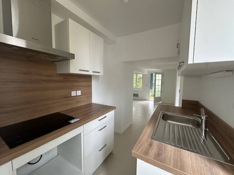 Appartement T3 , 61 m2, entièrement rénové avec jardin — photo 1