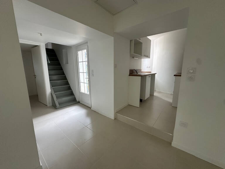 Appartement T3 , 61 m2, entièrement rénové avec jardin — photo 1