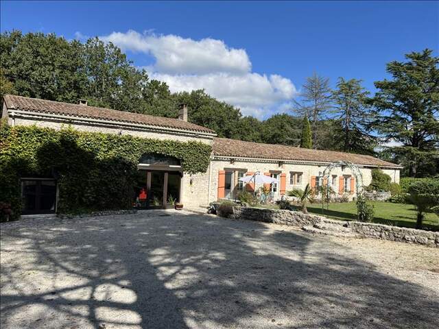 Maison 8 pièces 310 m² à Loubès-Bernac — photo du bien