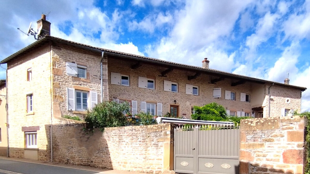 maison 6 pièces 222 m2 à vendre à Chânes (71570)