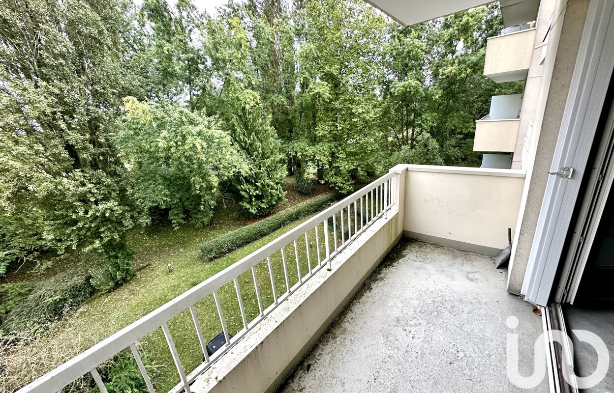 appartement 3 pièces 65 m2 à vendre à Rambouillet (78120)