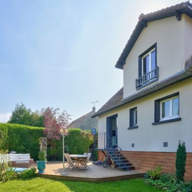 Maison 5 pièces 180 m²