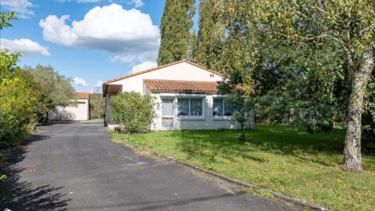 maison 5 pièces 155 m2 à vendre à Chermignac (17460)