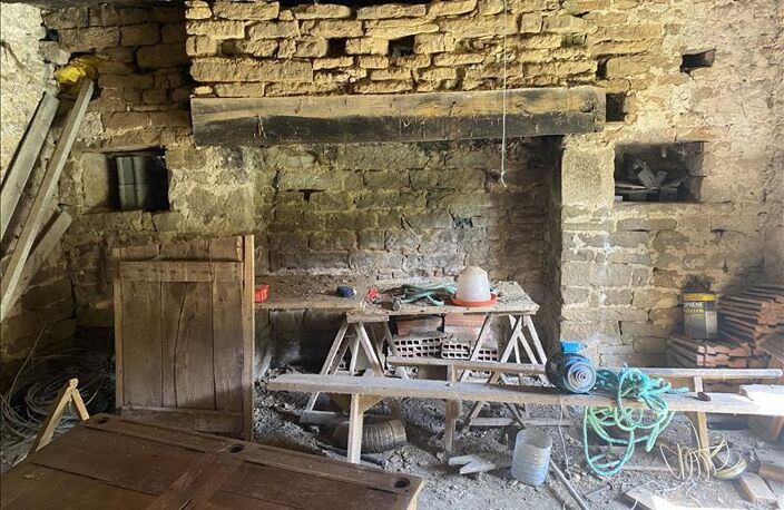 Maison en pierre de 2 pièces principales — photo 3