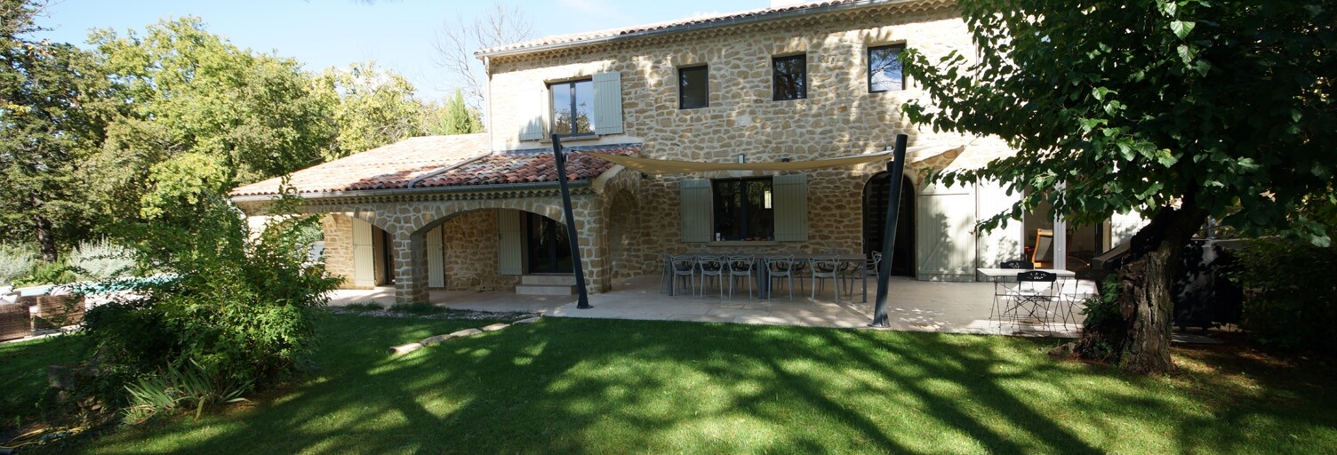 Maison 9 Pièces 250 m² à vendre à Vaison-la-Romaine (84110)