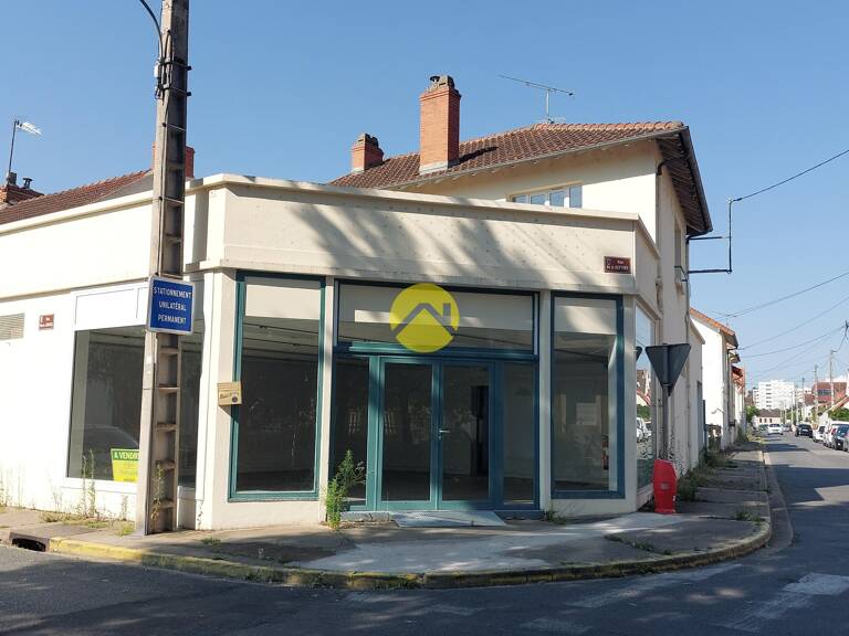Joli commerce à saisir — photo 1