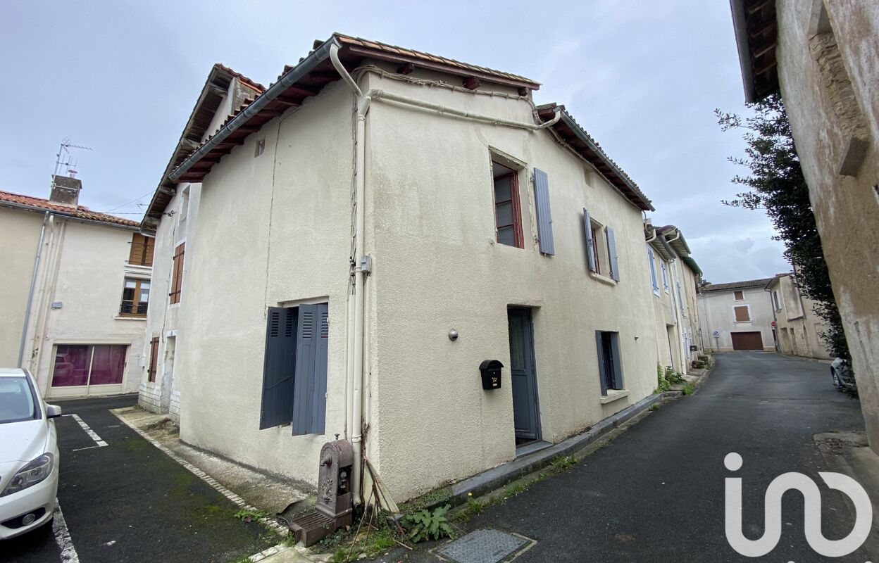 maison 4 pièces 88 m2 à vendre à La Mothe-Saint-Héray (79800)