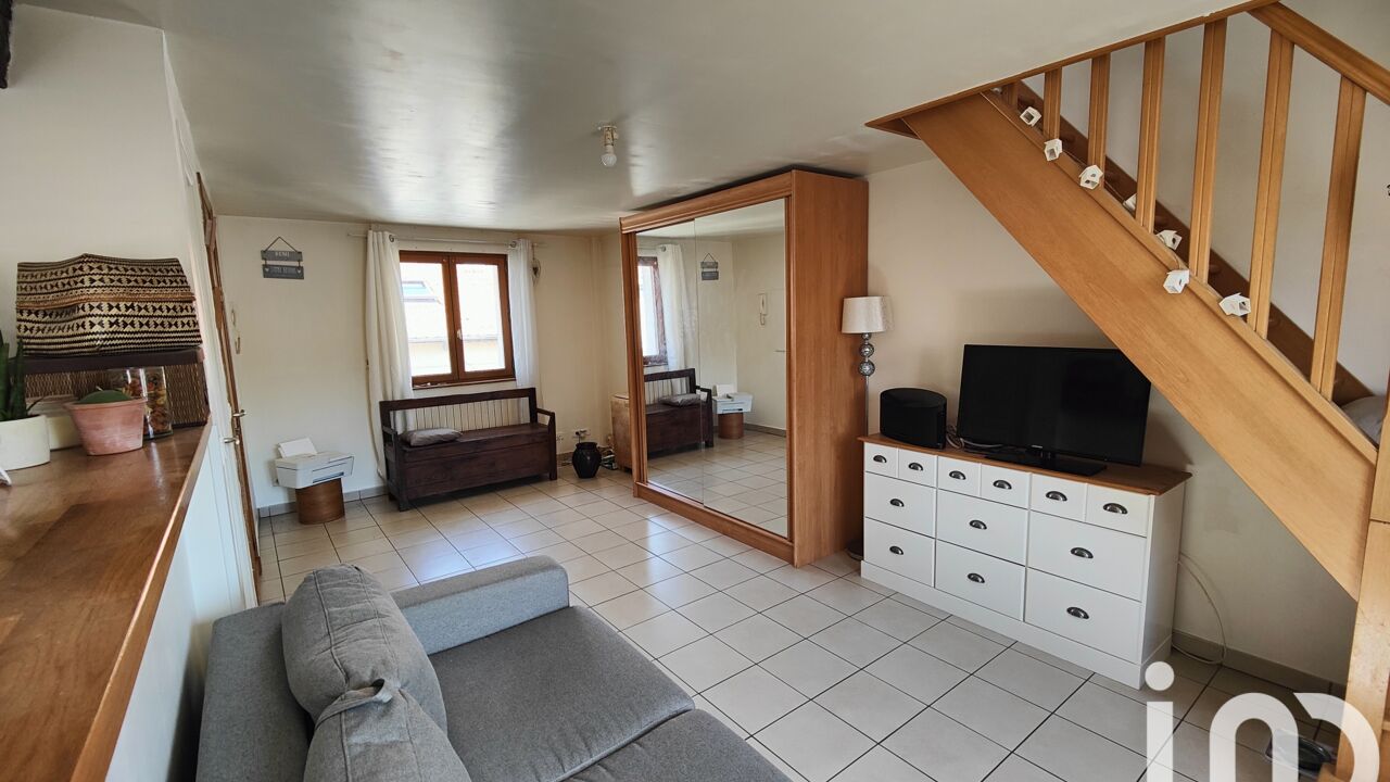 appartement 2 pièces 49 m2 à vendre à Rosny-sous-Bois (93110)