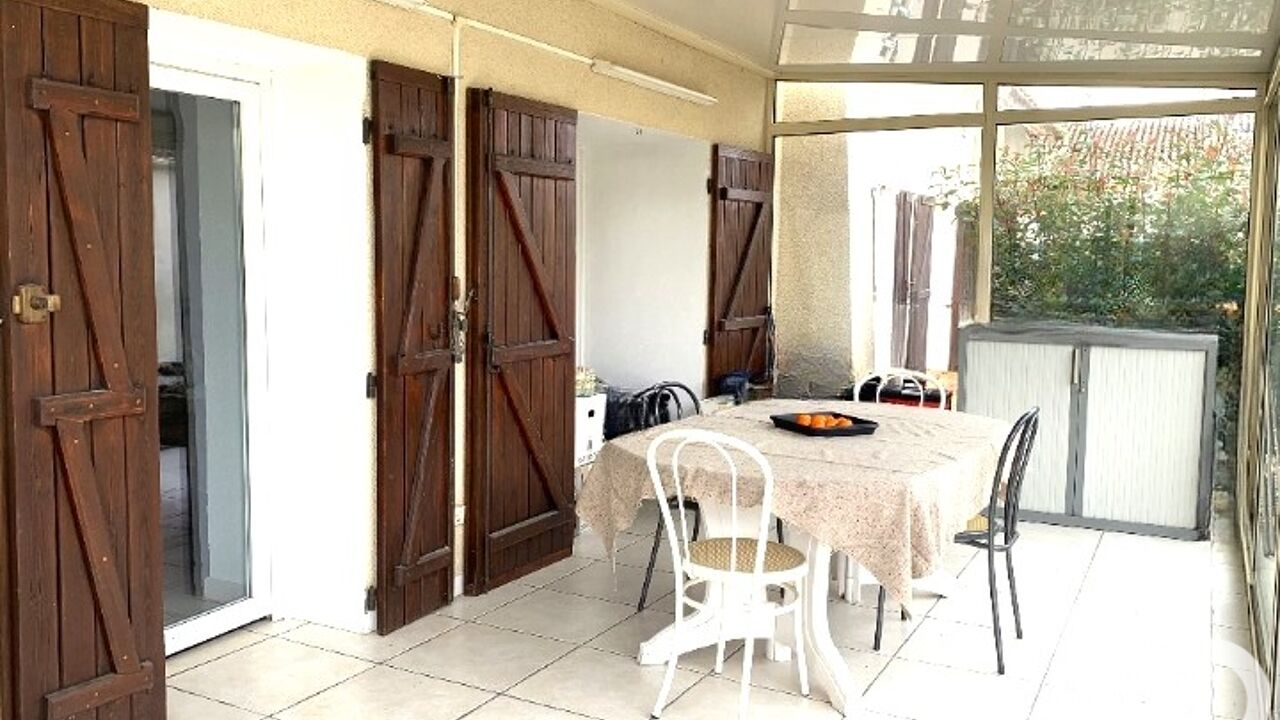 maison 6 pièces 167 m2 à vendre à Peujard (33240)