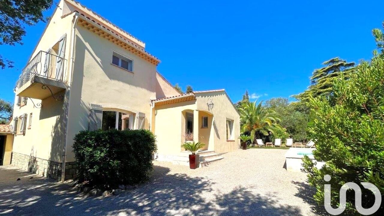 maison 5 pièces 154 m2 à vendre à Fréjus (83600)