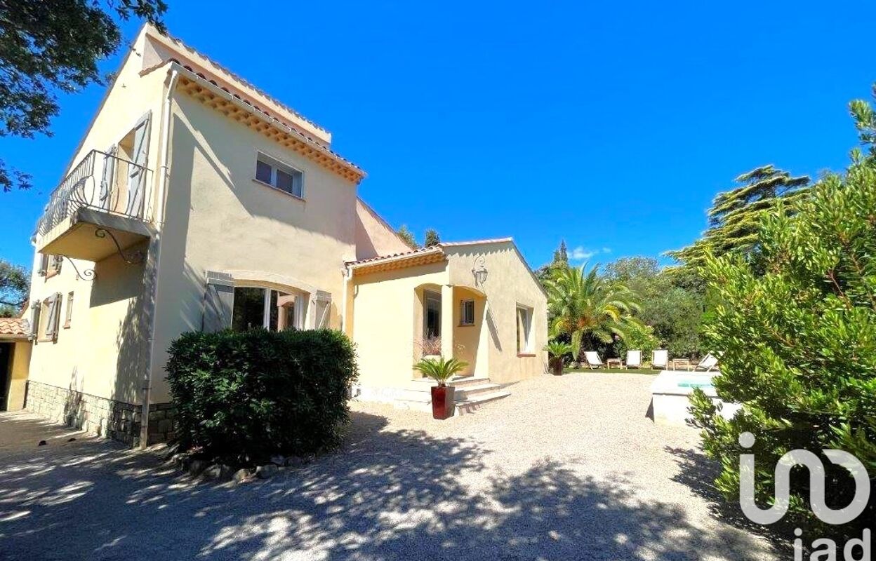 maison 5 pièces 154 m2 à vendre à Fréjus (83600)