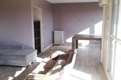 Appartement 4 pièces 720 €