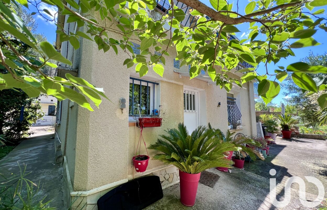 appartement 4 pièces 93 m2 à vendre à Saint-Mitre-les-Remparts (13920)