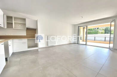 Appartement 4 pièces 264320 €