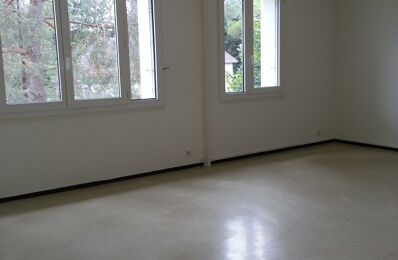 location appartement 345 € CC /mois à proximité de Nouan-le-Fuzelier (41600)