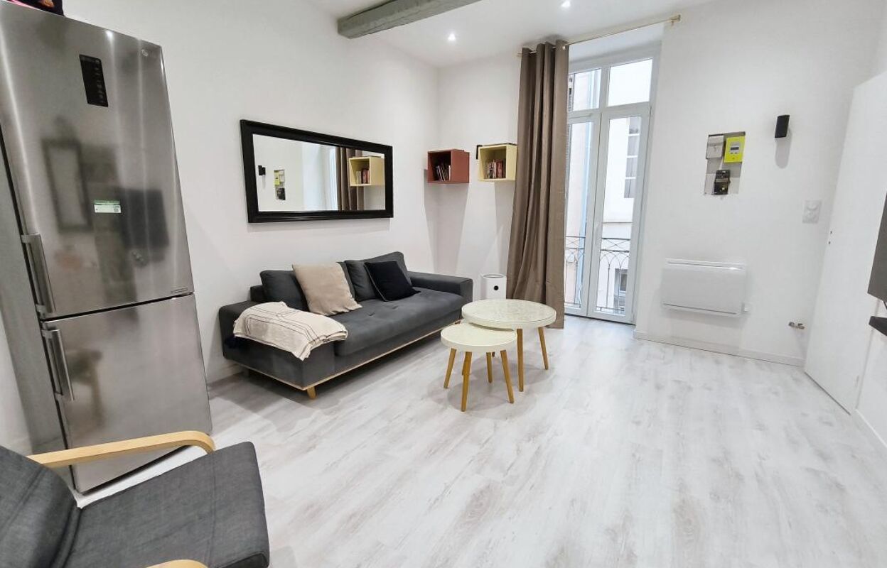 appartement 2 pièces 37 m2 à vendre à Nîmes (30000)