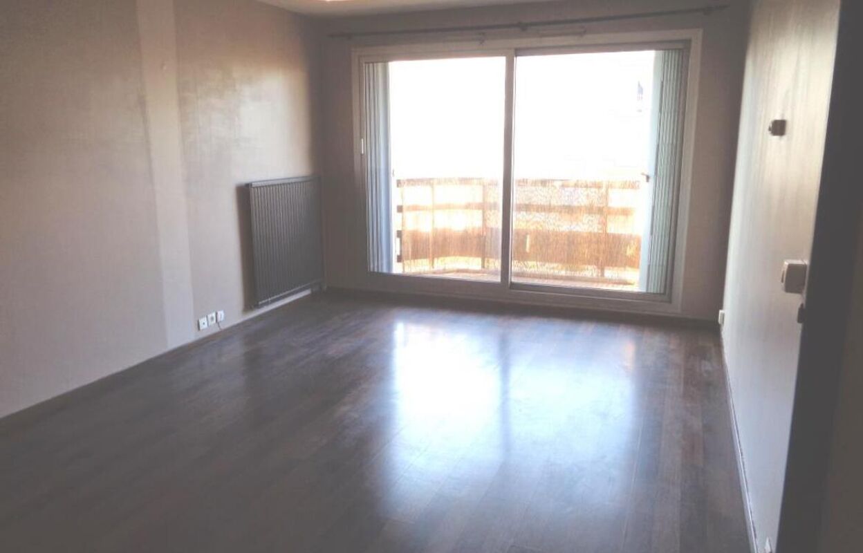 appartement 2 pièces 49 m2 à vendre à Gennevilliers (92230)