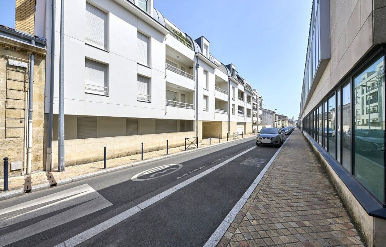 appartement 2 pièces 49 m2 à vendre à Bordeaux (33000)