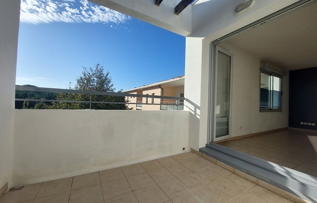 appartement 2 pièces 40 m2 à vendre à Saint-Chamas (13250)