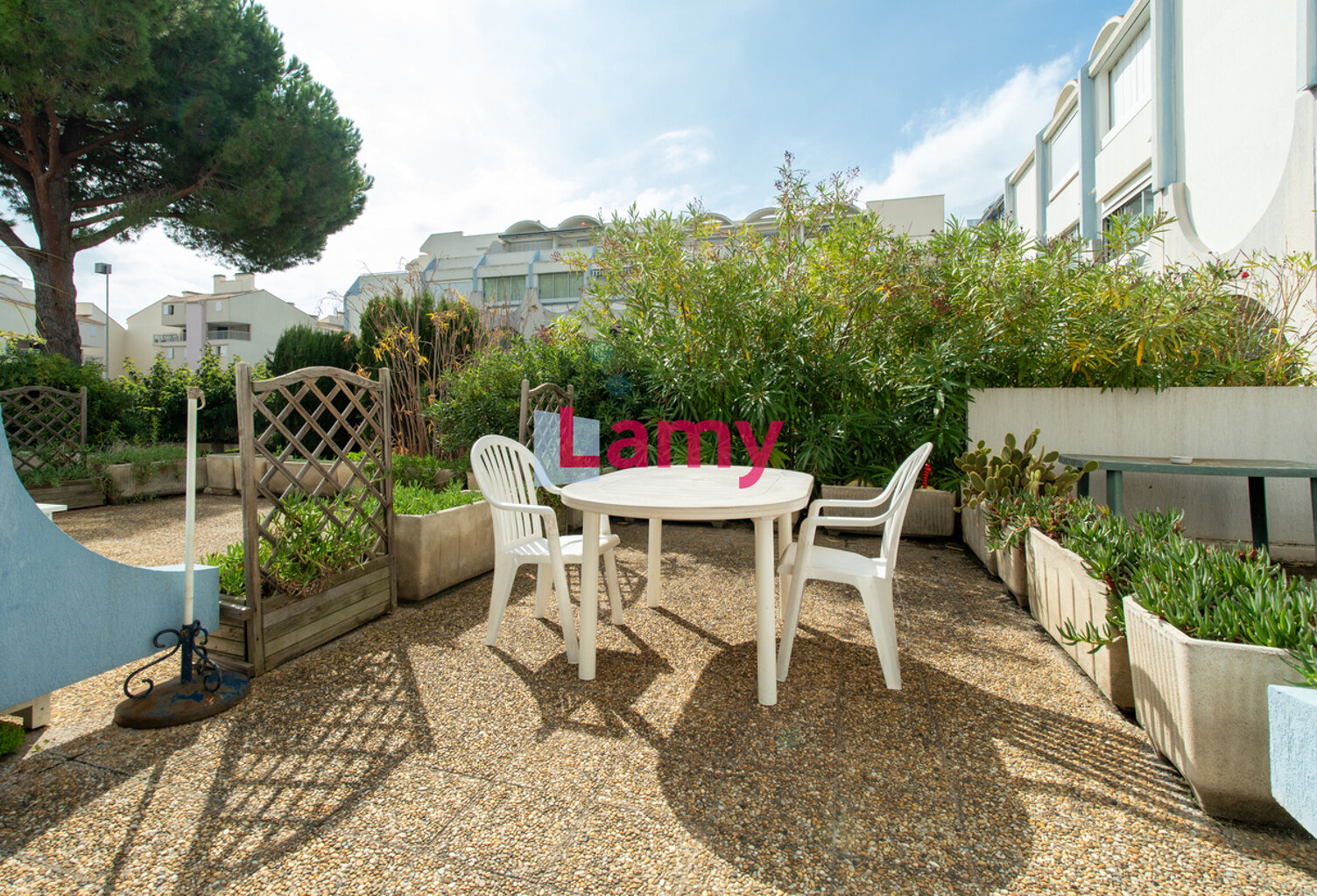 Appartement + garage — photo 1