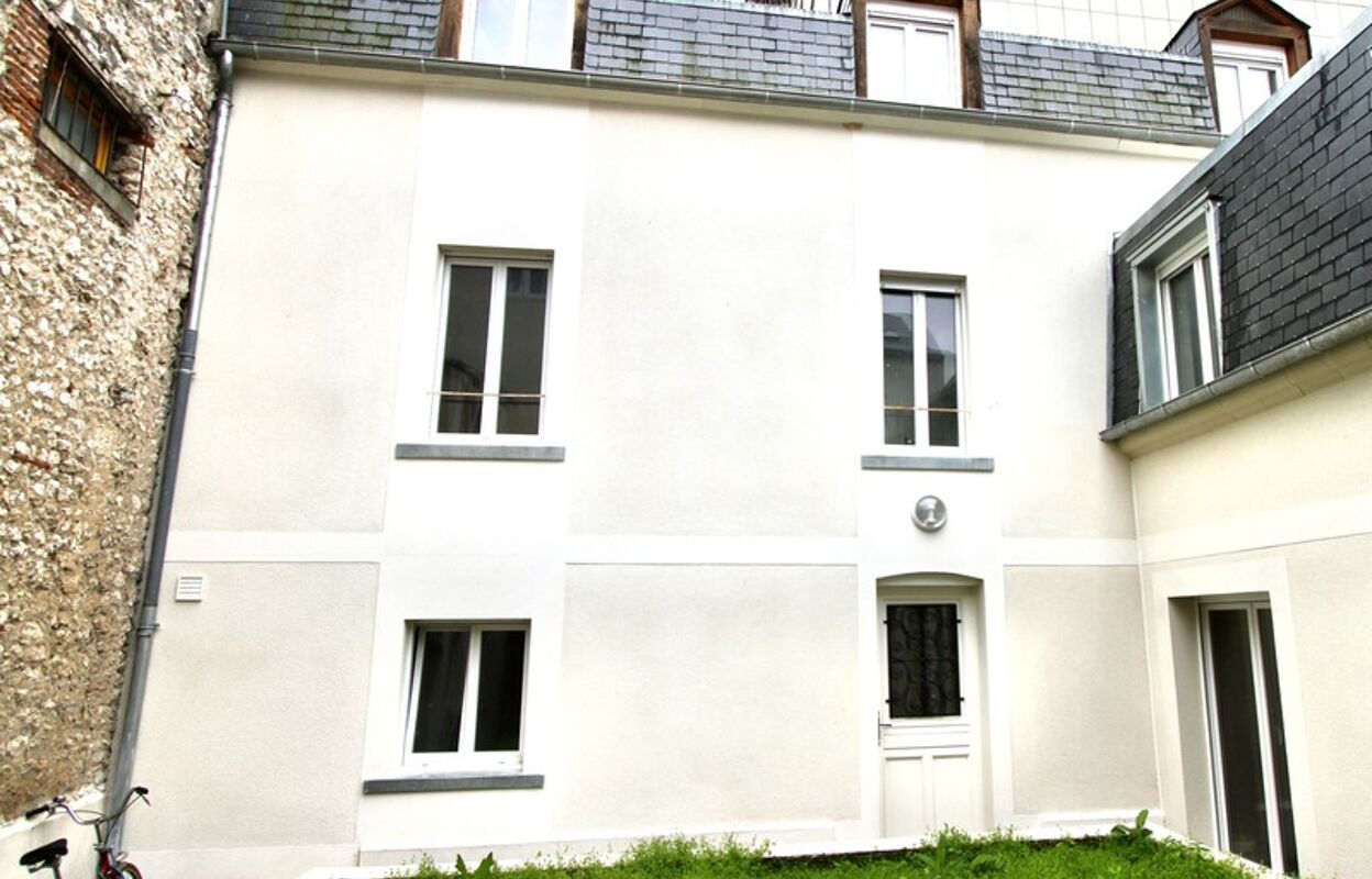 maison 5 pièces 87 m2 à vendre à Orléans (45000)