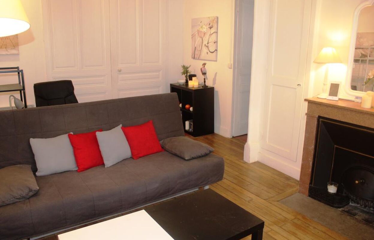 appartement 1 pièces 42 m2 à louer à Lyon 7 (69007)