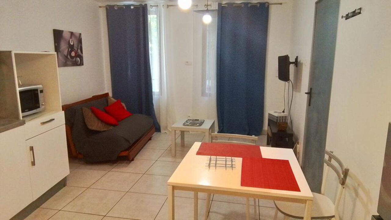 appartement 2 pièces 40 m2 à louer à Nîmes (30000)