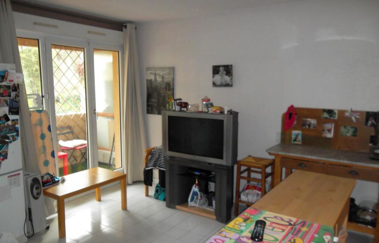 appartement 1 pièces 30 m2 à louer à Marseille 6 (13006)