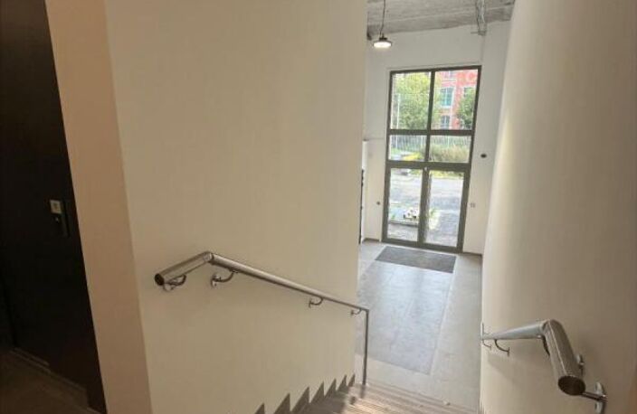 A VENDRE Tourcoing, F2  esprit Loft avec parking — photo 2