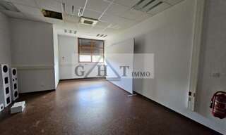 Local industriel  2856 m² à vendre à Thomery (77810)