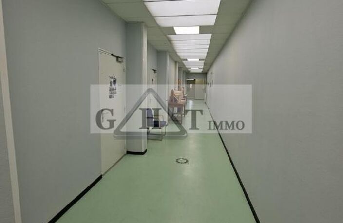 immeuble  2856 m²  Invest a 11.2% — photo 4