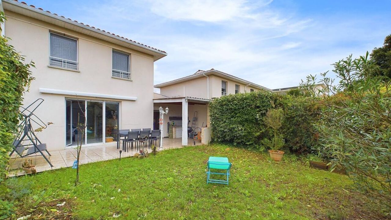 maison 4 pièces 81 m2 à vendre à Eysines (33320)