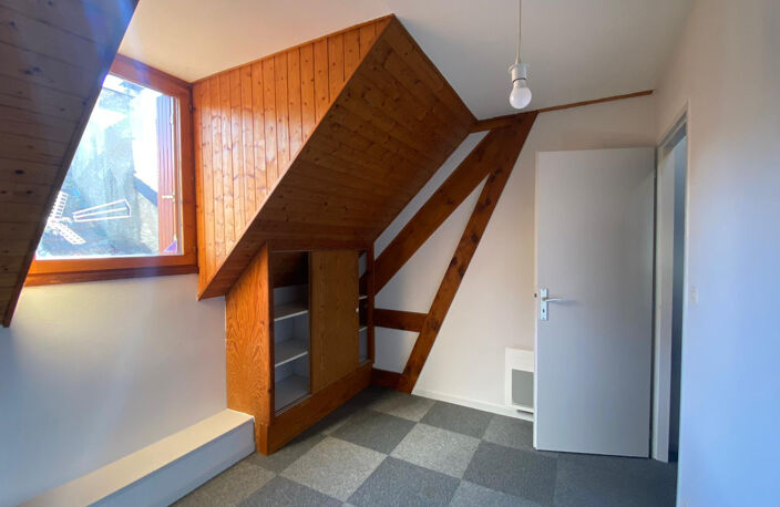 Maison en pierres des pyrénées 130m2 avec terrasse et cour r — photo 4