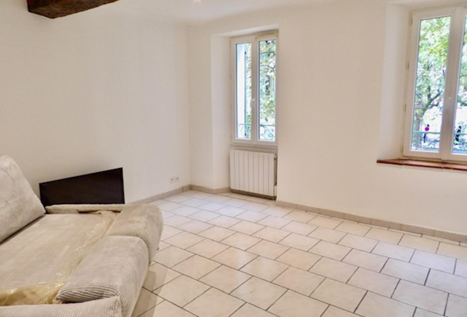 Appartement T2 au centre du village de Montauroux — photo 1