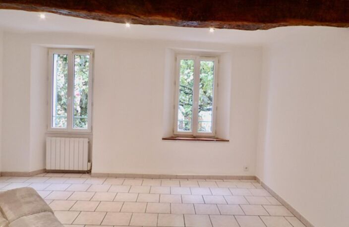 Appartement T2 au centre du village de Montauroux — photo 3
