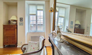 Maison 9 Pièces 215 m² à vendre à Baume-les-Dames (25110)