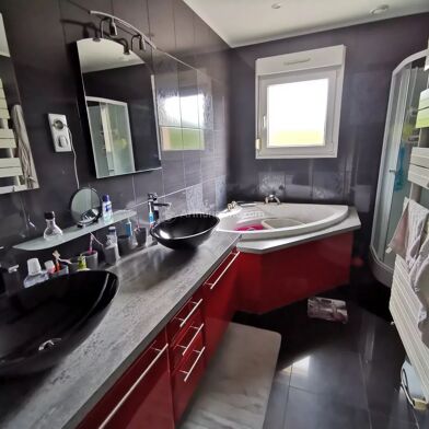 Maison 7 pièces 223400 €