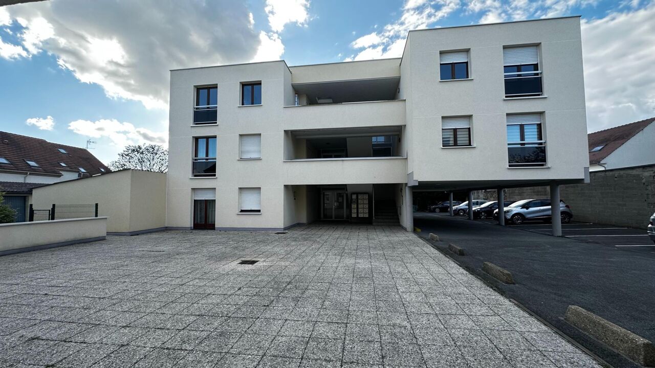 appartement 2 pièces 46 m2 à vendre à Ozoir-la-Ferrière (77330)