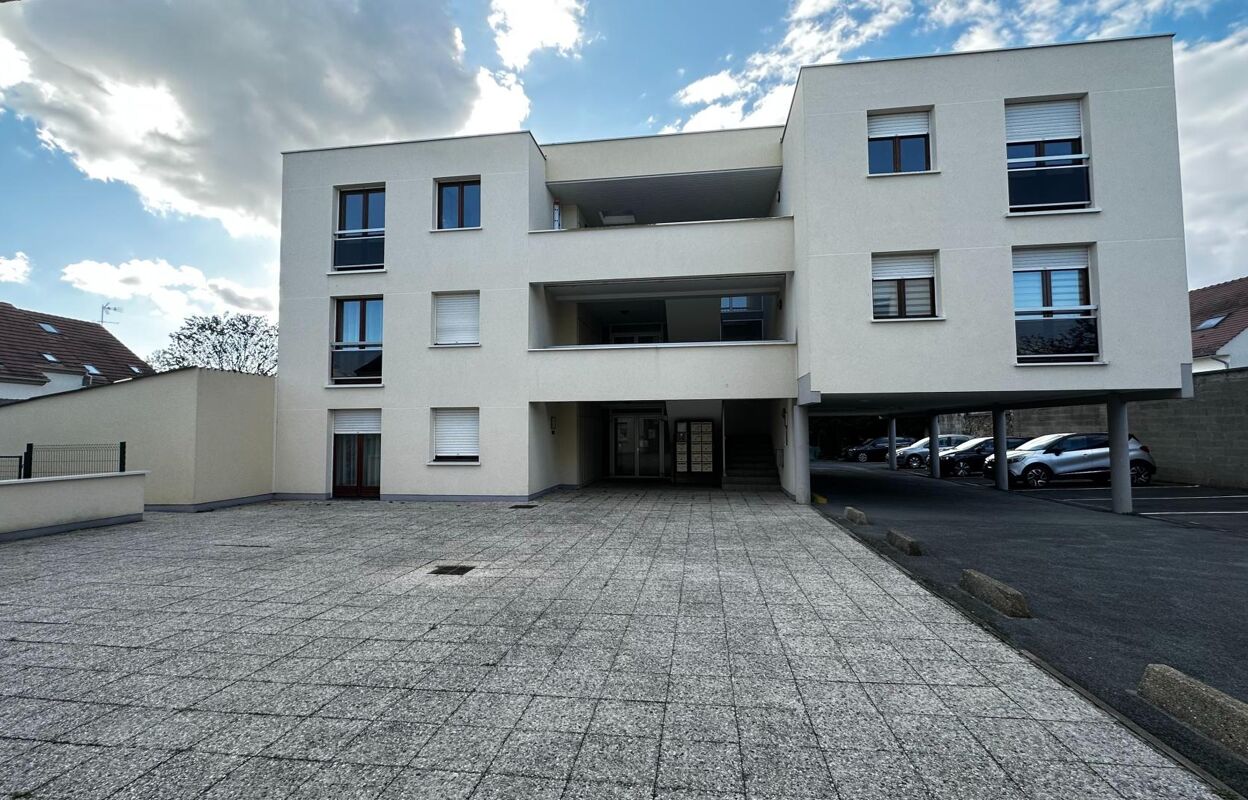 appartement 2 pièces 46 m2 à vendre à Ozoir-la-Ferrière (77330)