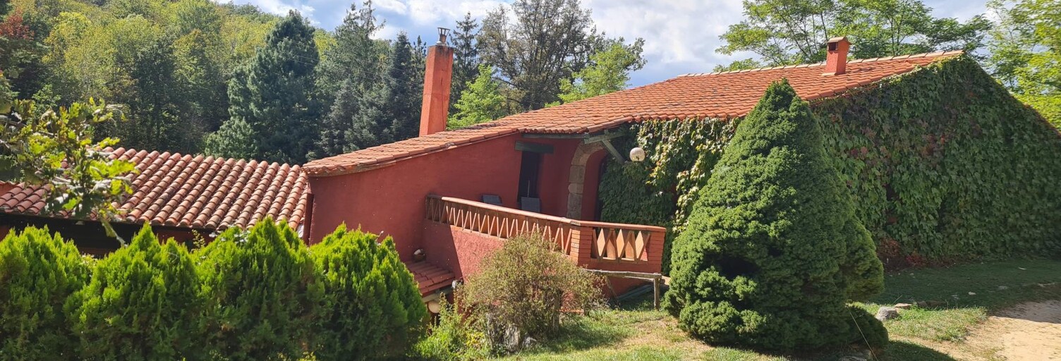 Maison 10 Pièces 274 m² à vendre à Saint-Laurent-de-Cerdans (66260)