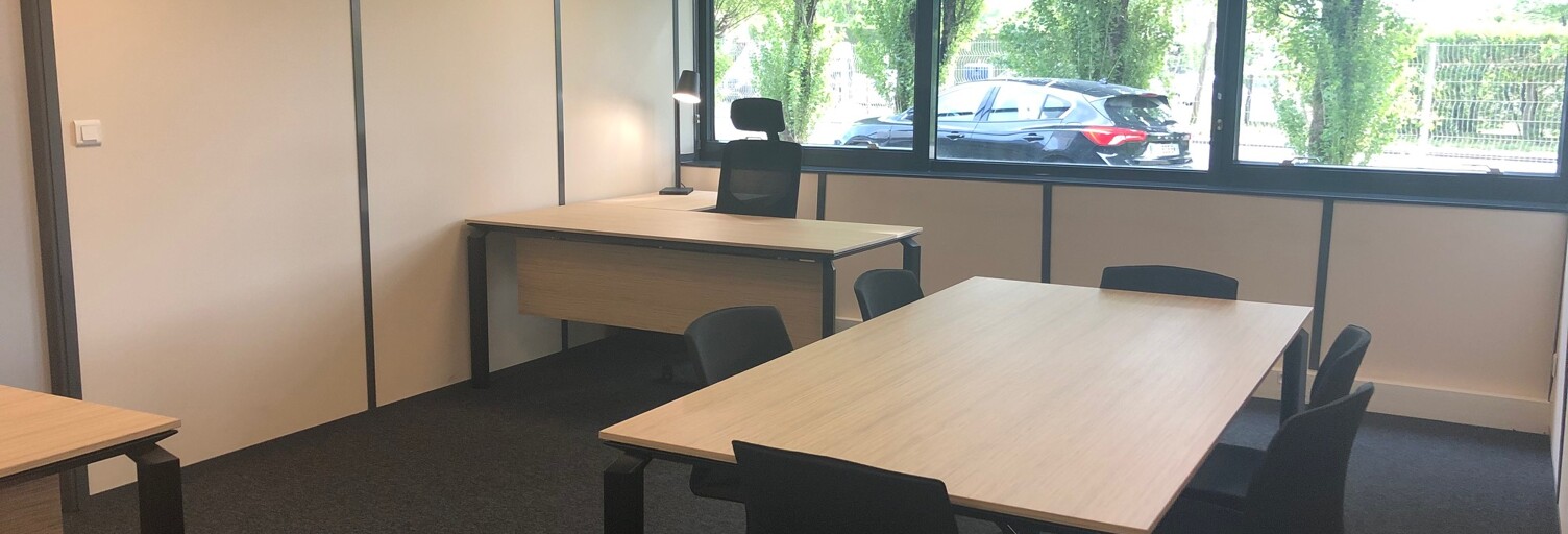 Bureau  32 m² à louer à Mérignac (33700)