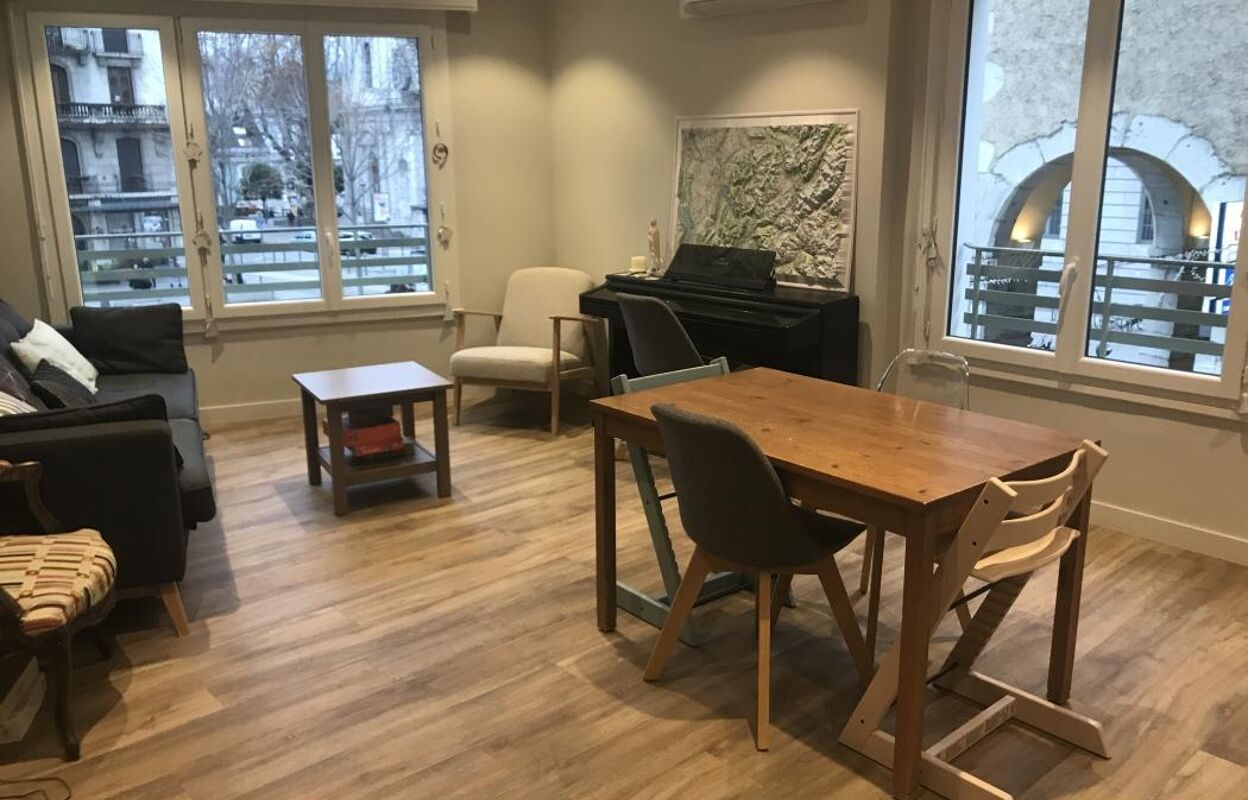 appartement 4 pièces 86 m2 à louer à Chambéry (73000)