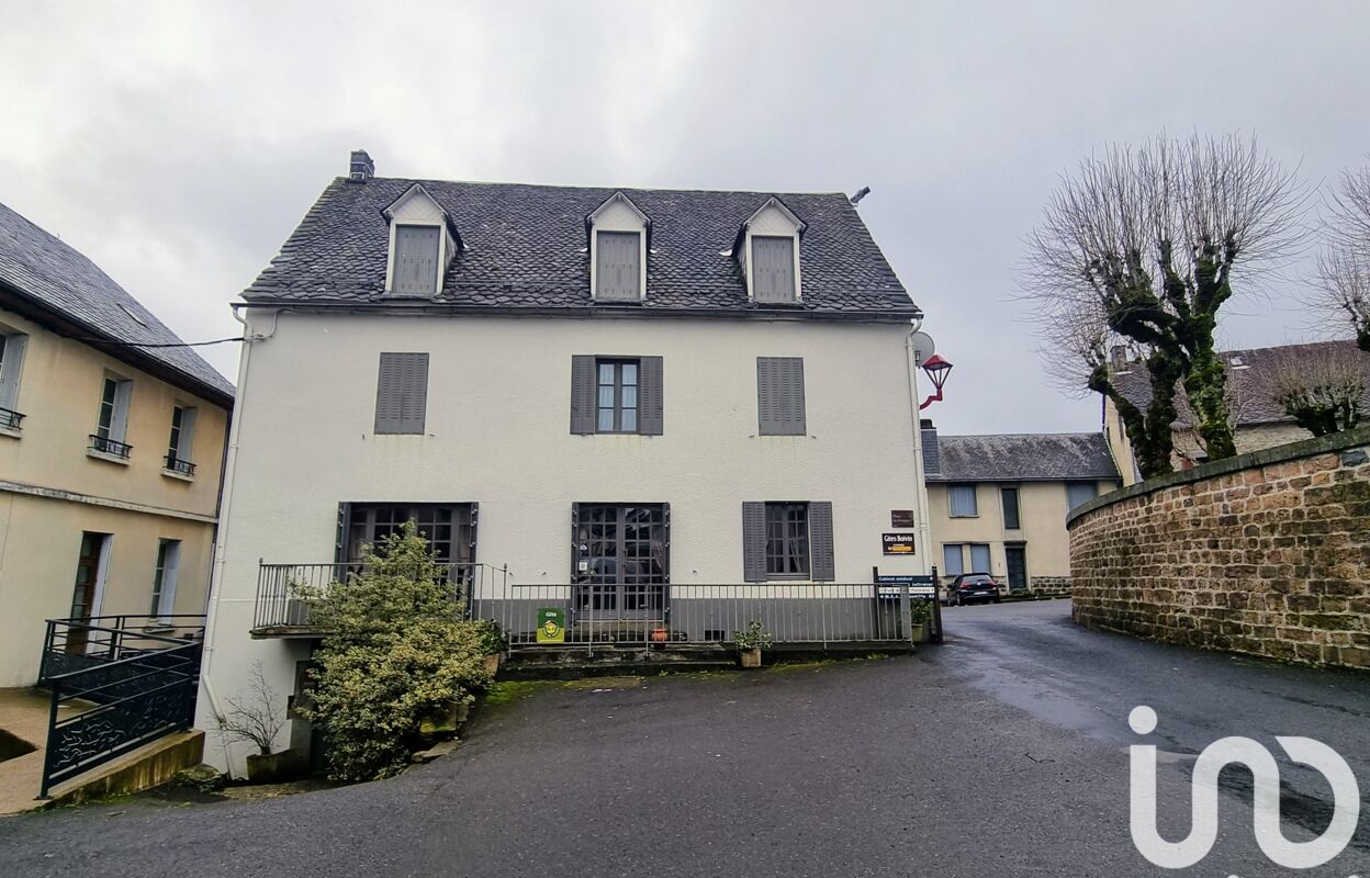 maison 7 pièces 170 m2 à vendre à Saint-Sauves-d'Auvergne (63950)