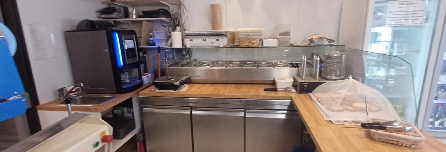 Commerce  67 m² à vendre à Urrugne (64122)