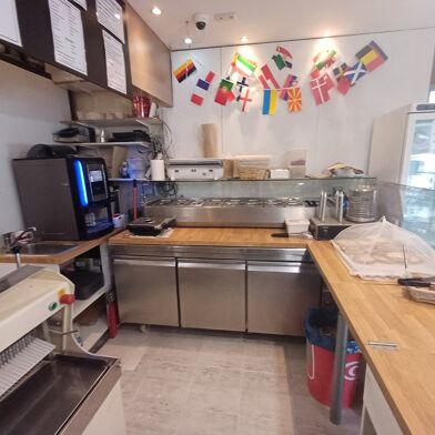 Commerce  149800 €