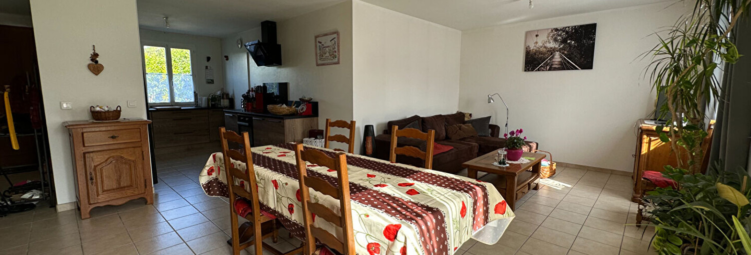 Maison 5 Pièces 99 m² à vendre à Montils (17800)